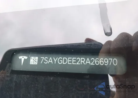 2024 Tesla Model Y Long Range Dual Motor All-Wheel Drive from USA, damaged, VIN 7SAYGDEE2RA266970